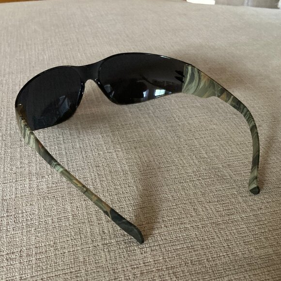 Camo Frame with Gray Lens Biker Style Sunglasses - Brand New - Picture 1 of 14